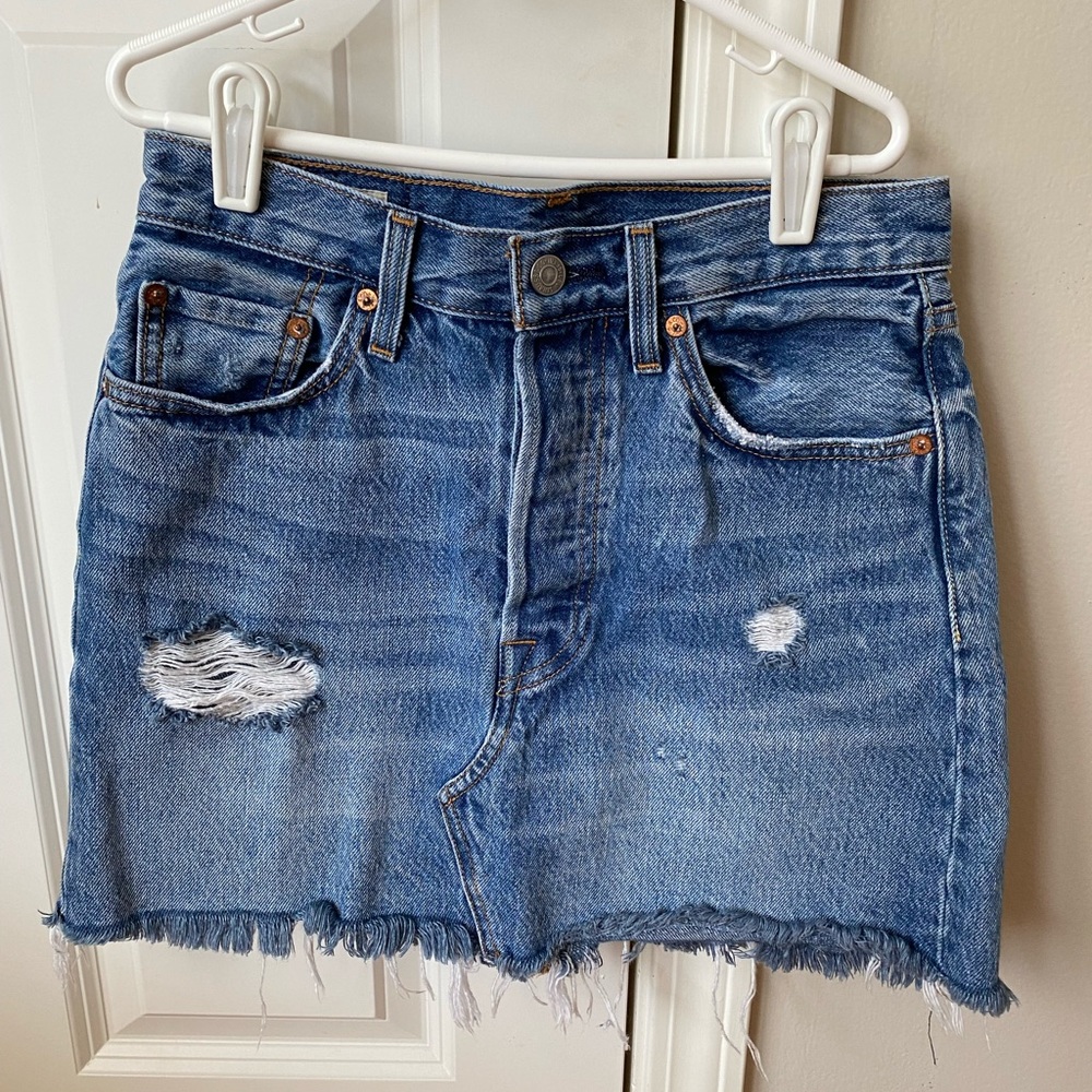 Levi’s Denim Mini Skirt